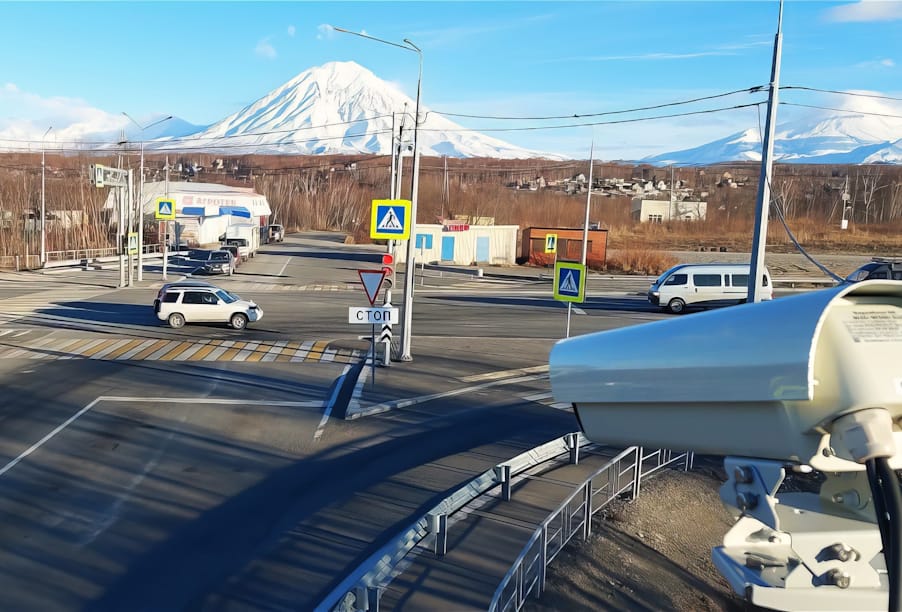 Камчатский край: на трассе Морпорт – Аэропорт заработал новый комплекс фотовидеофиксации нарушения правил дорожного движения