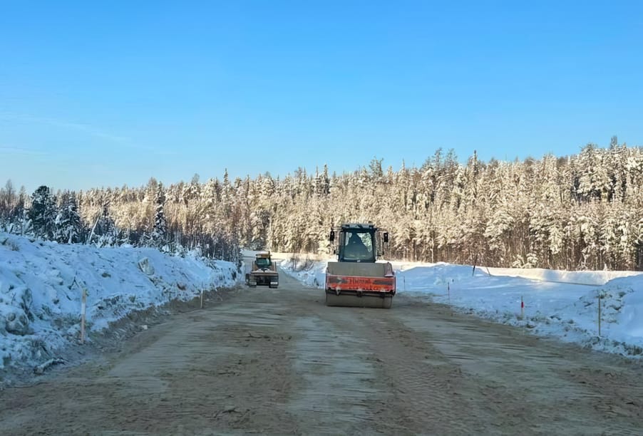 В Югре капитально ремонтируют участок трассы Октябрьское – Андра